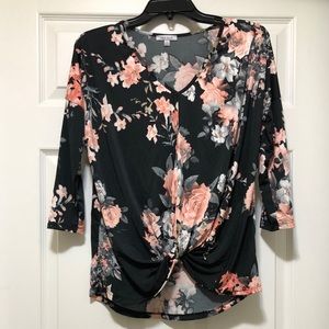 White Birch Floral Top. Size Small